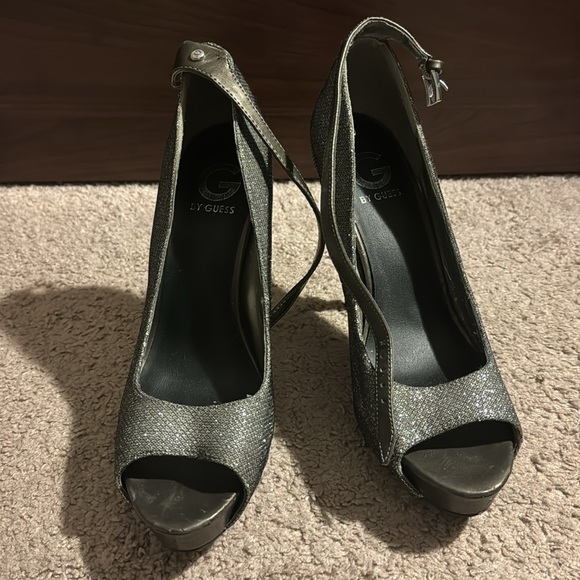 Guess stilettos - Picture 2 of 2